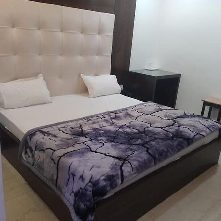 Hotel Uday Raj By Wb Inn Agra (Uttar Pradesh) Exterior foto