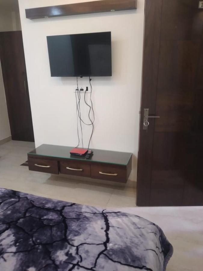 Hotel Uday Raj By Wb Inn Agra (Uttar Pradesh) Exterior foto